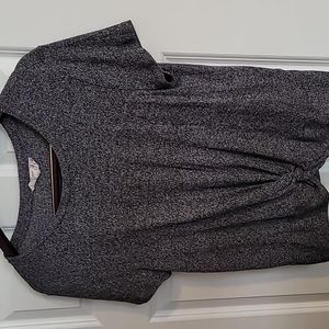 5$/15 Short sleeve knit top, XL